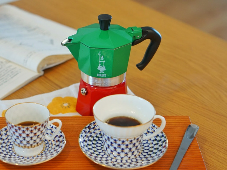 摩卡壶冲煮咖啡，有趣原始的咖啡壶，纯手工图2