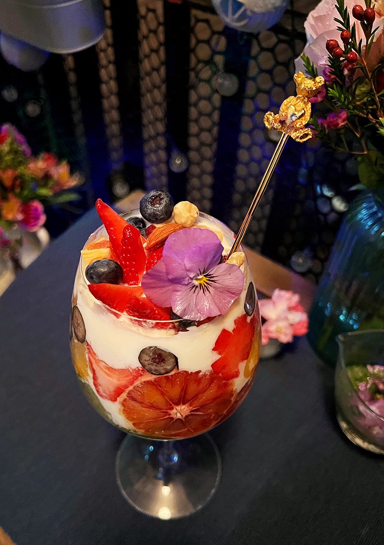 酸奶坚果水果杯图1