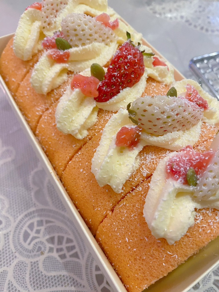 草莓季🍓草莓蛋糕卷图1