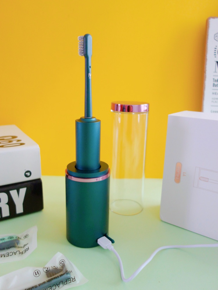 墨绿色T-FLASH电动牙刷，能防尘杀菌巨好用❗️图5