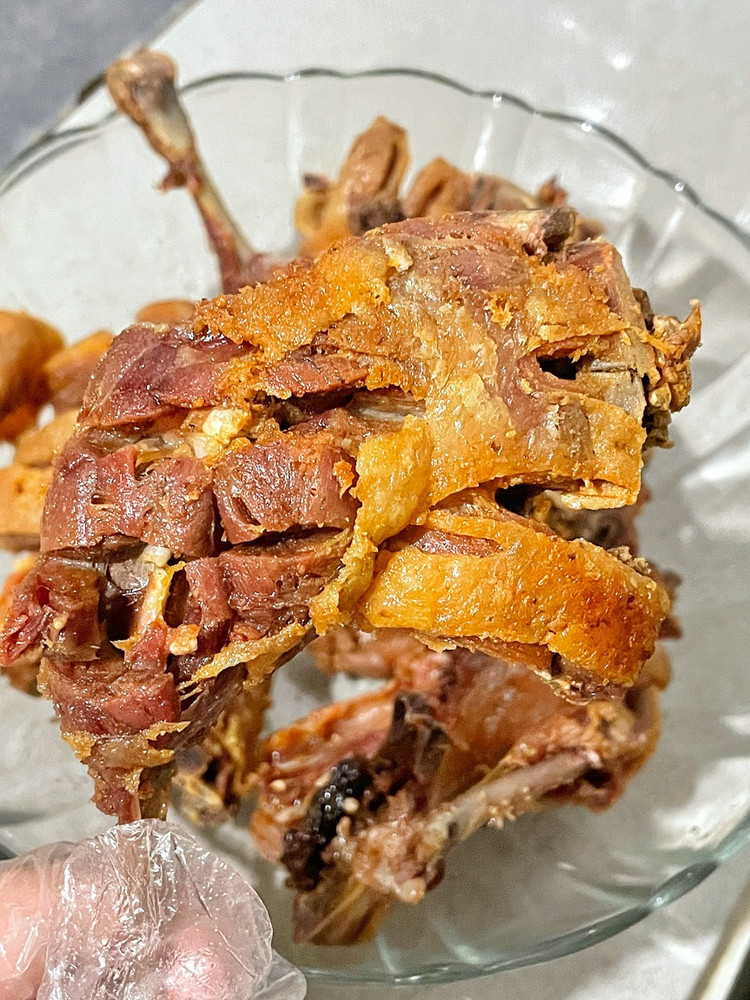 香酥盐水鸭图2