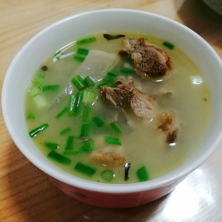 酸萝卜老鸭汤➡️腊肉土豆片图1