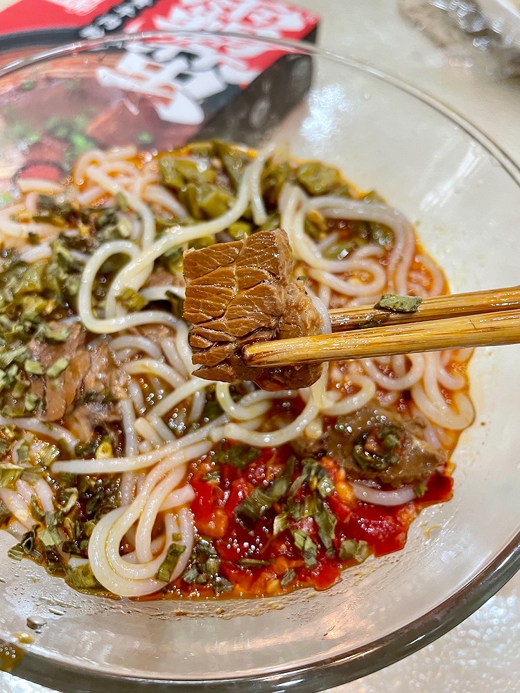 霸蛮招牌黄牛肉粉 没想到里面大块的牛肉那么多 米粉实在太香了图3