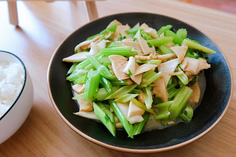 🌈日日三餐🌧第3天🥗杏鲍菇芹菜小炒图3