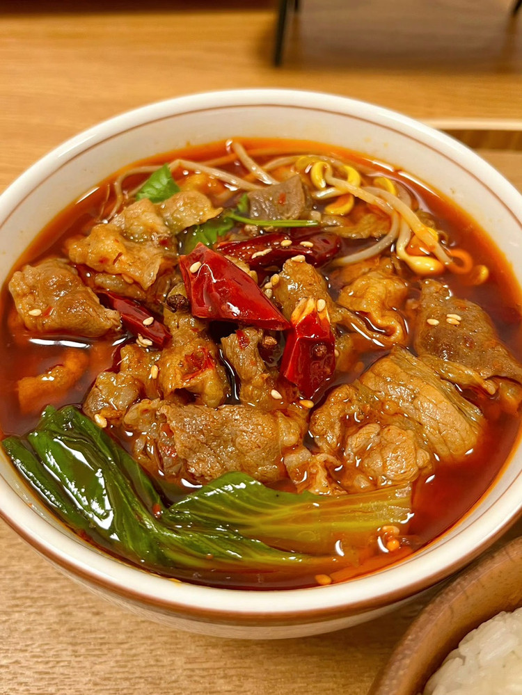 🍲一人食｜麻辣水煮肥牛图1