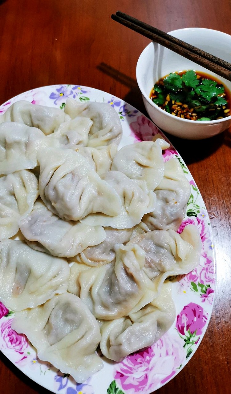 冬至的羊肉胡萝卜水饺