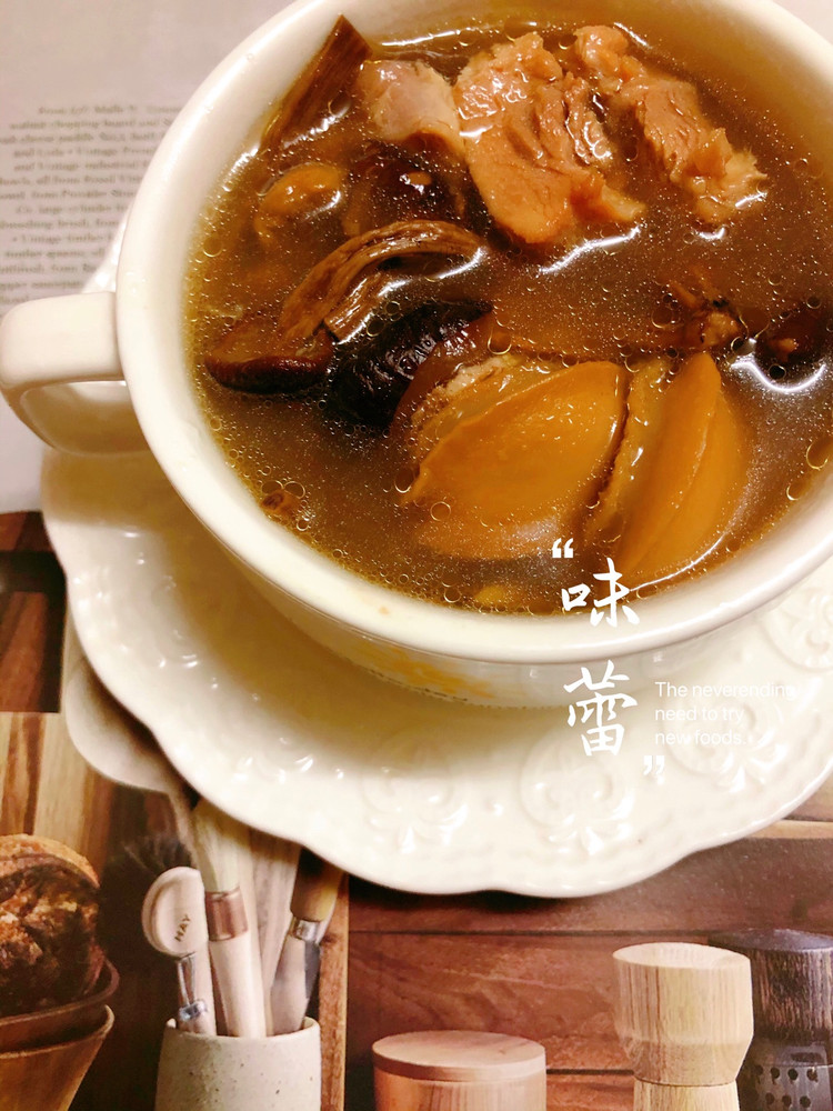 菌菇鲍鱼炖鸡