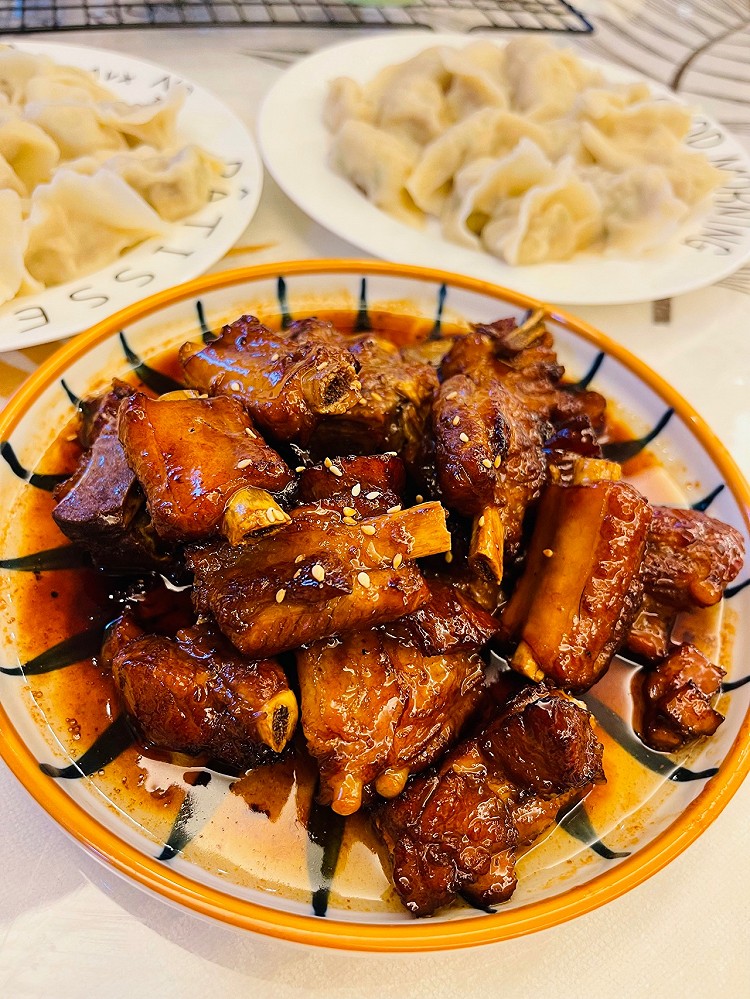 一鸣惊人的可乐鸡翅和不忍直视的酱骨架&红烧排骨～( ´▽｀）图4