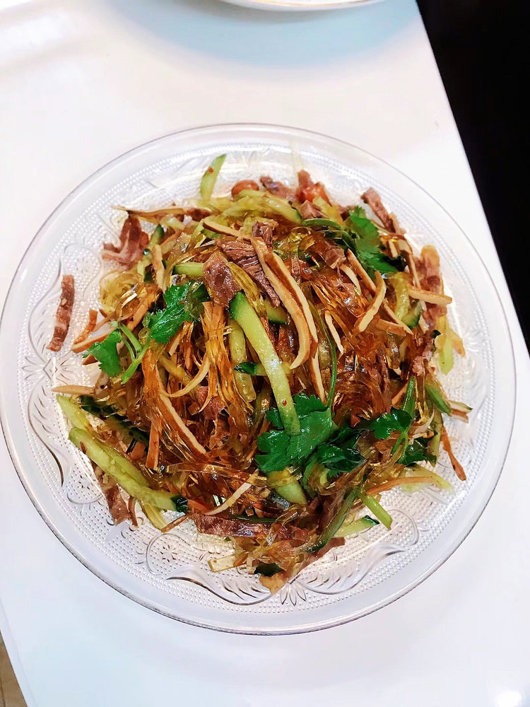 凉拌牛肉丝图2