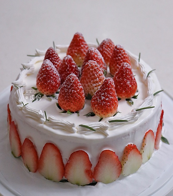 吃个草莓奶油蛋糕，新年“莓”心、“莓”肺、“莓”烦恼图8