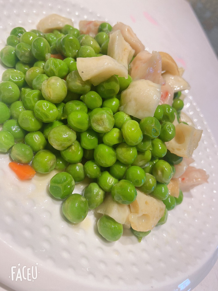 小青豆炒蟹柳丸，小朋友最爱！图3