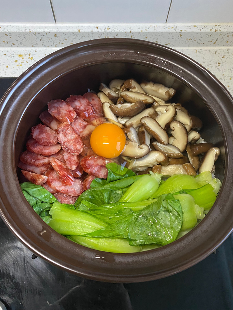 晚餐-砂锅煲仔饭 蒜蓉生菜 炒豇豆图3