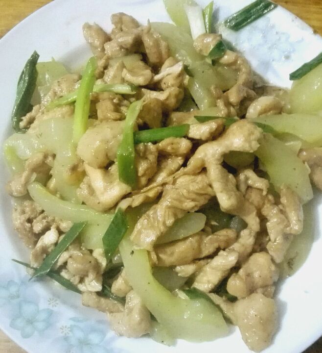 鸡肉炒黄瓜+肉饼炒短豆+蒸玉米图2