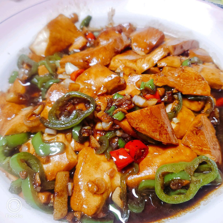 尖椒炒豆腐图1