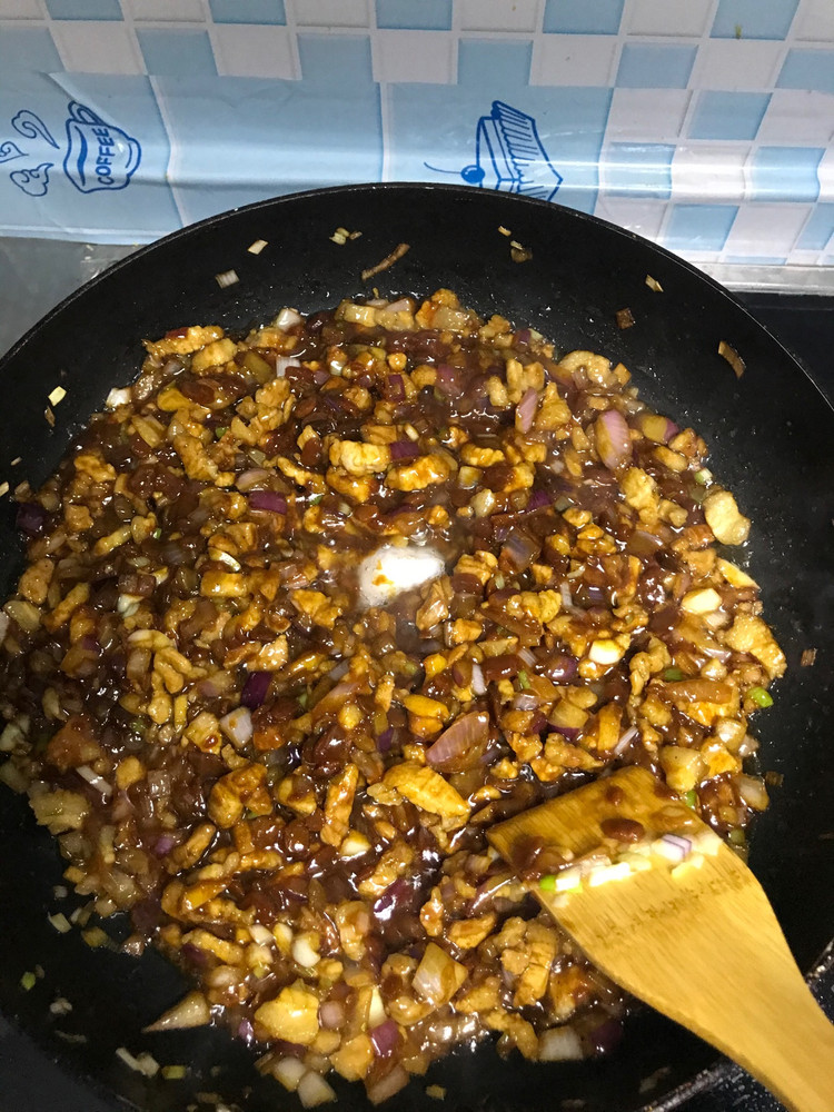 经典秘制炸酱面图4