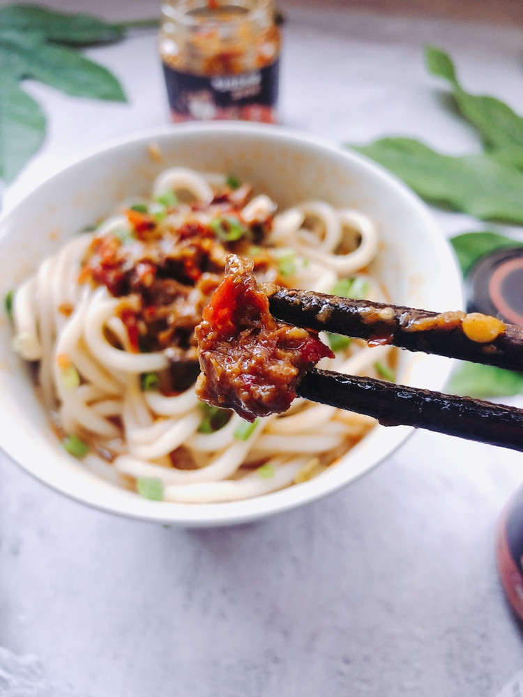 你和大厨之间就差这一瓶长剑牌松茸杏鲍菇牛肉酱图4