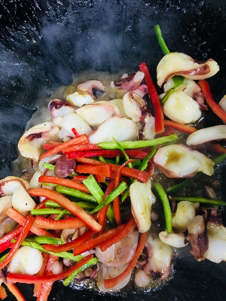 下饭菜:青椒丝炒章鱼须