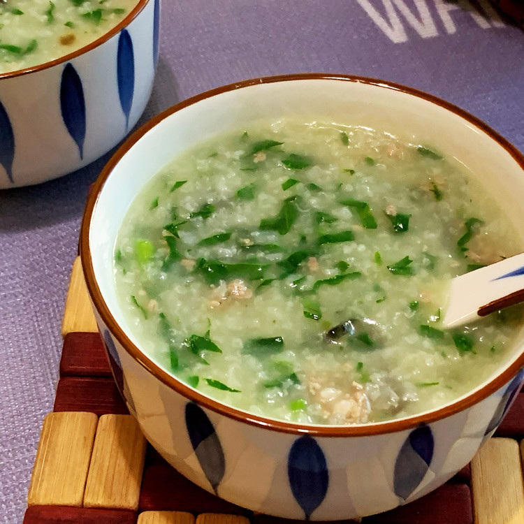 皮蛋瘦肉青菜粥