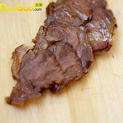 卤牛肉