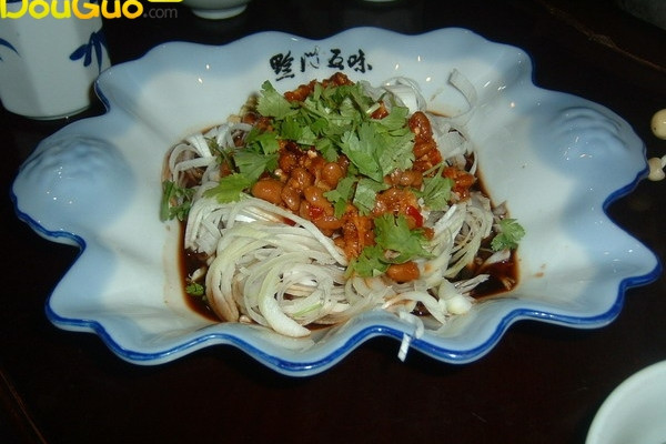 风味水豆豉拌大葱(黔菜出山)