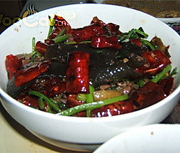 蕨粑芹菜炒火腿的做法