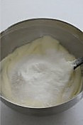 乐葵食谱：分蛋海绵蛋糕卷的做法图解4