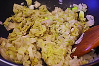羊肉炖酸菜的做法图解4