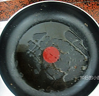 酸菜炒米的做法图解4