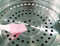 风味腊肠卷的做法图解8