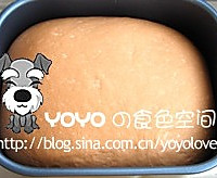 黑芝麻欧包的做法图解1