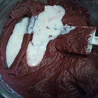 奶油玫瑰红丝绒蛋糕Red Velvet Cake的做法图解5