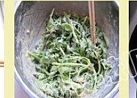 茼蒿鸡蛋饼的做法图解2