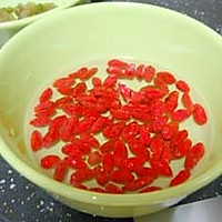 牛蒡竹荪鸡翅汤的做法图解1