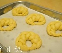 奶香杏仁包的做法图解5