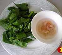 海米拌菠菜的做法图解2