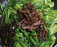 豆豉鲮鱼油麦菜的做法图解6