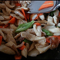 肉炒平菇的做法图解7