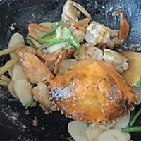 姜葱青蟹炒年糕的做法图解6