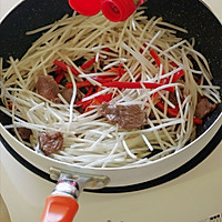 缓解春困的最佳食材 —— 助我们保持旺盛精力的银针牛肉片的做法图解8