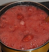 大果肉草莓酱的做法图解4