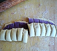 双色紫薯蝴蝶卷的做法图解7